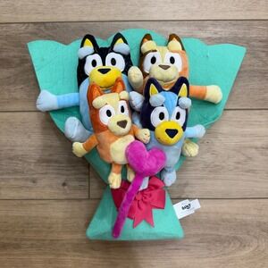 Bluey Plush Bouquet Heeler Family Bluey Bingo Bandit Chilli 15 Inch Gift Set